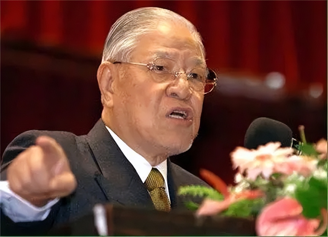 宋楚瑜：跟蒋经国14年，如今“两边不得罪”，统一后会被清算吗？