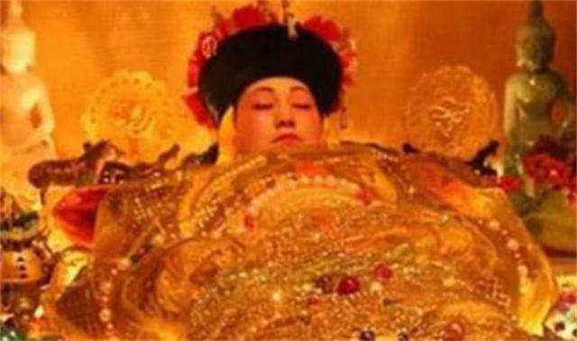 慈禧棺椁被打开结果惊呆众人,1984年清理慈禧墓纪录片