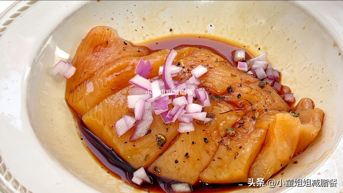 减肥吃两斤鸡胸肉,减肥吃一斤鸡胸肉可以吗