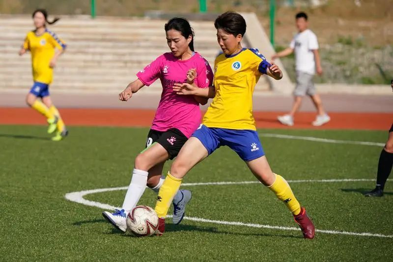 圆满落幕还是完美落幕,足球比赛圆满落幕