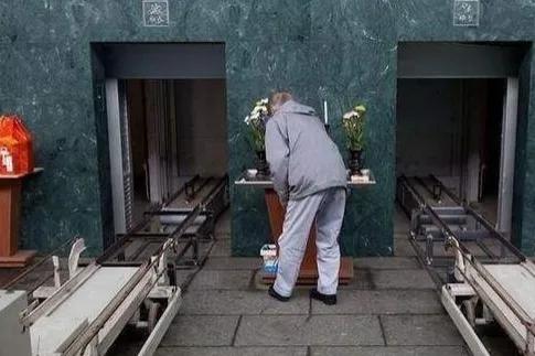 人火化后骨灰为什么那么少,火化后的骨灰真的是骨灰吗