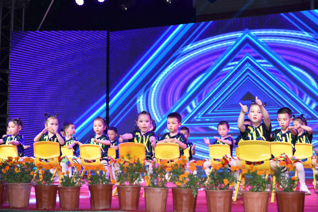 放飞梦想向阳生长,向阳蓓蕾幼儿园