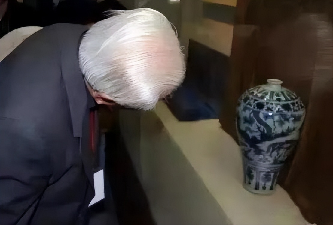 元青花鬼谷子下山香烟多少钱,金圣元青花鬼谷子下山多少钱