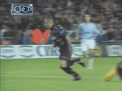 世界杯大罗钟摆过人,世界杯小罗经典时刻