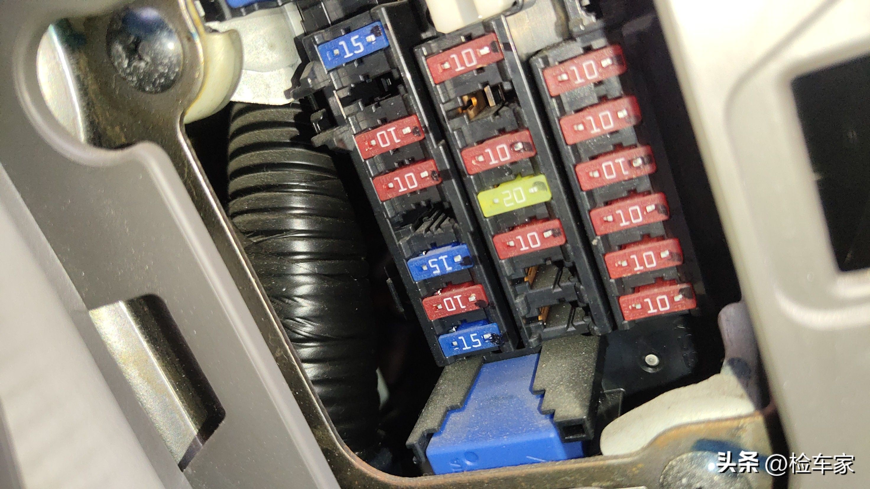 四万块钱买台7年日产阳光值不值,8年的车才2.5万多公里