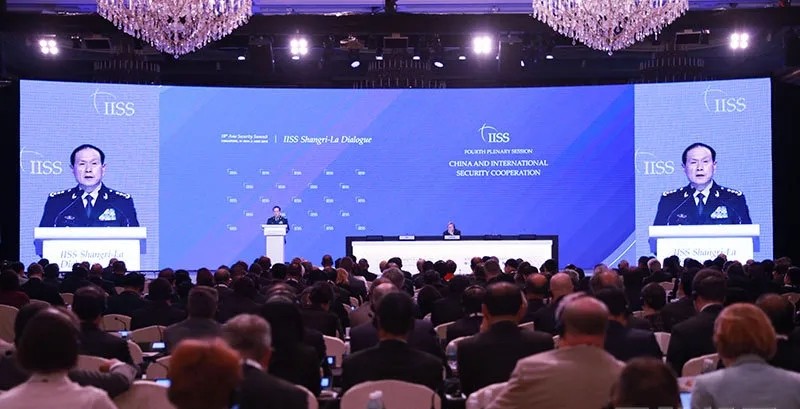 中美会谈之前售台*器武**，可见美国无一丝诚意！那以后还谈个臭氧？