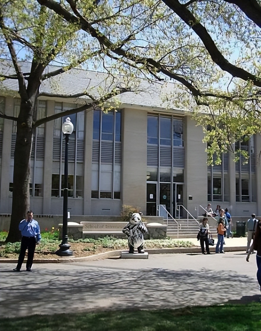 美利坚大学简介,美利坚爱国者