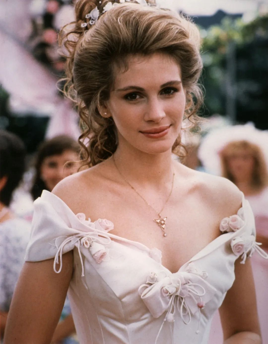 影后红毯秀腋毛，全网目瞪口呆：她好癫，我好爱