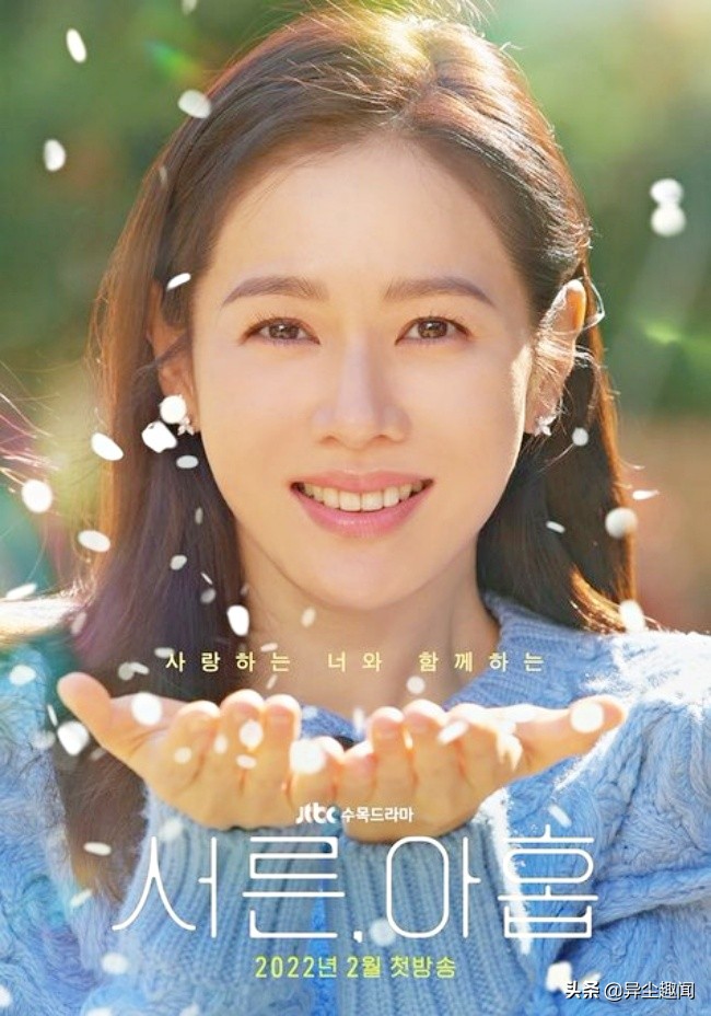 玄彬2022年最新「37张帅照」释出！禁欲白西装VS坏坏黑皮衣