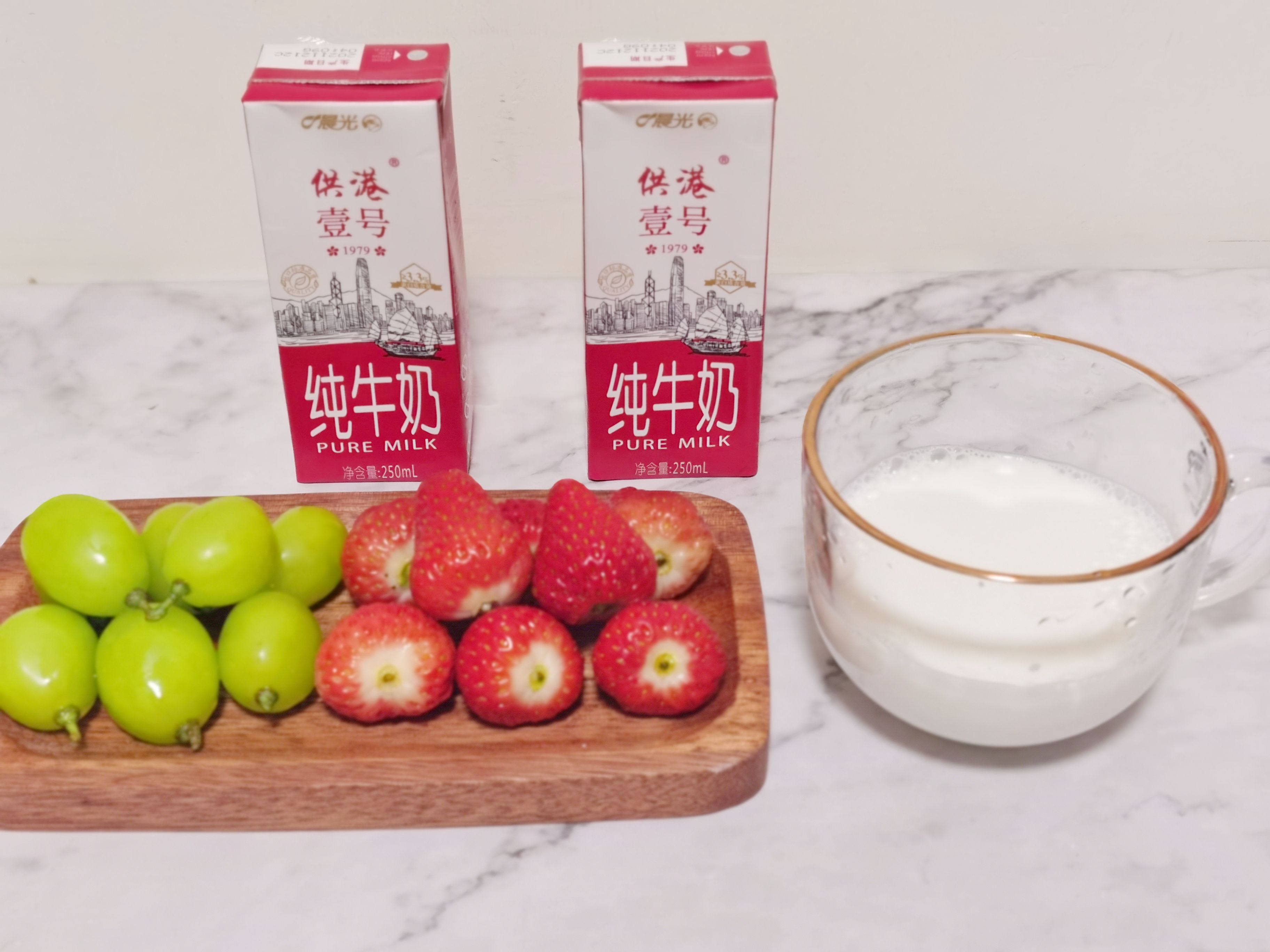 晨光牛奶100%纯牛奶质量怎么样,光明牛奶和晨光牛奶哪个比较好