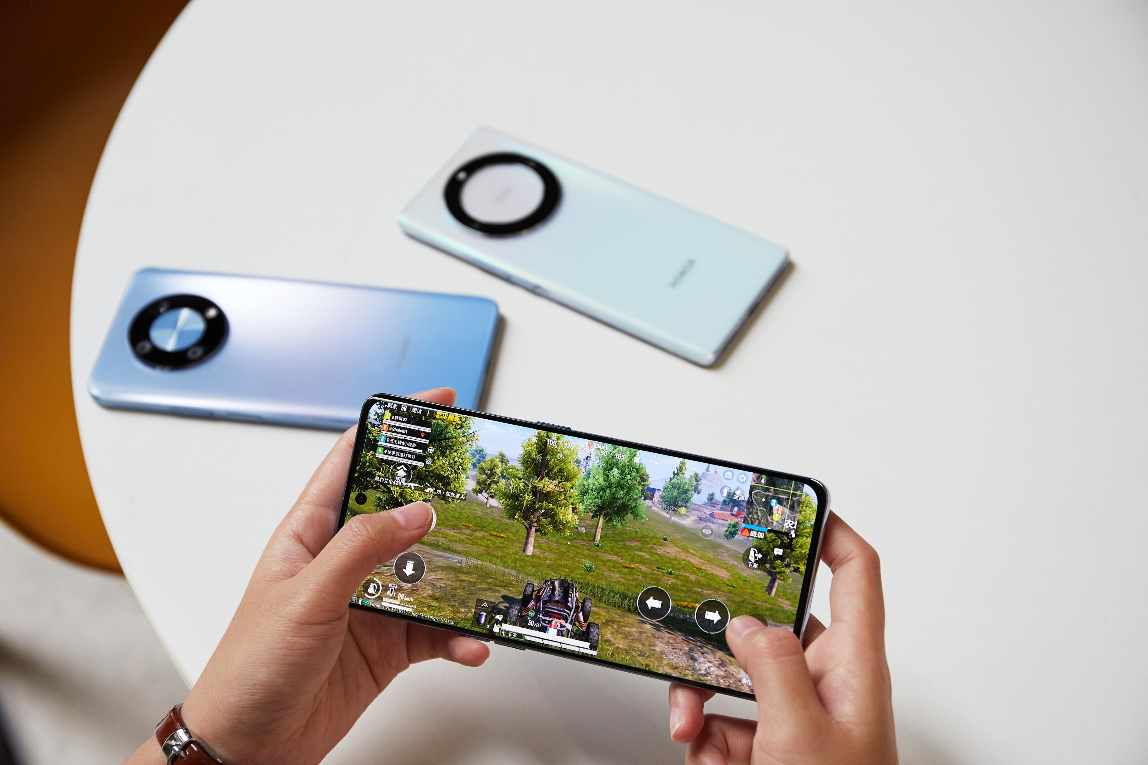 千元机荣耀和oppo建议买哪个好,3000左右荣耀华为oppo哪个更好