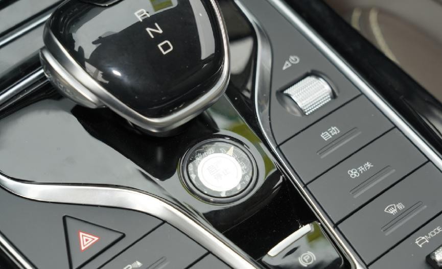 代步家用两不误四款紧凑型mpv推荐,家用级mpv桃花眼不妨看看这两款