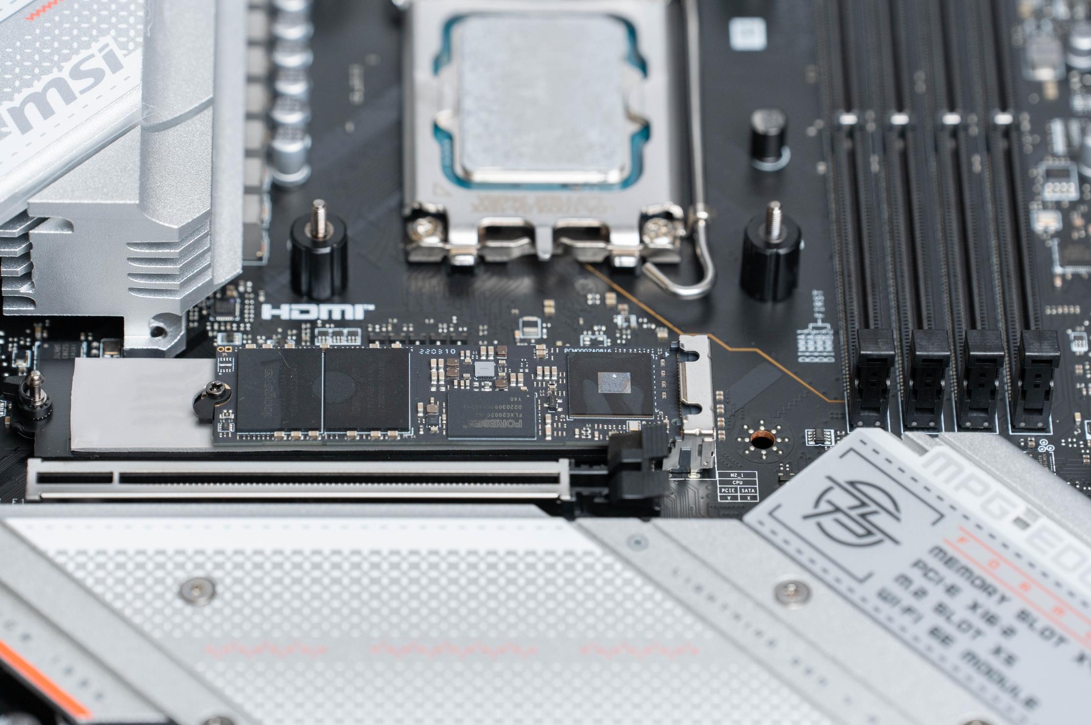 跪完榴莲后，继续来说3万块的电脑，或许只是升级了个寂寞？