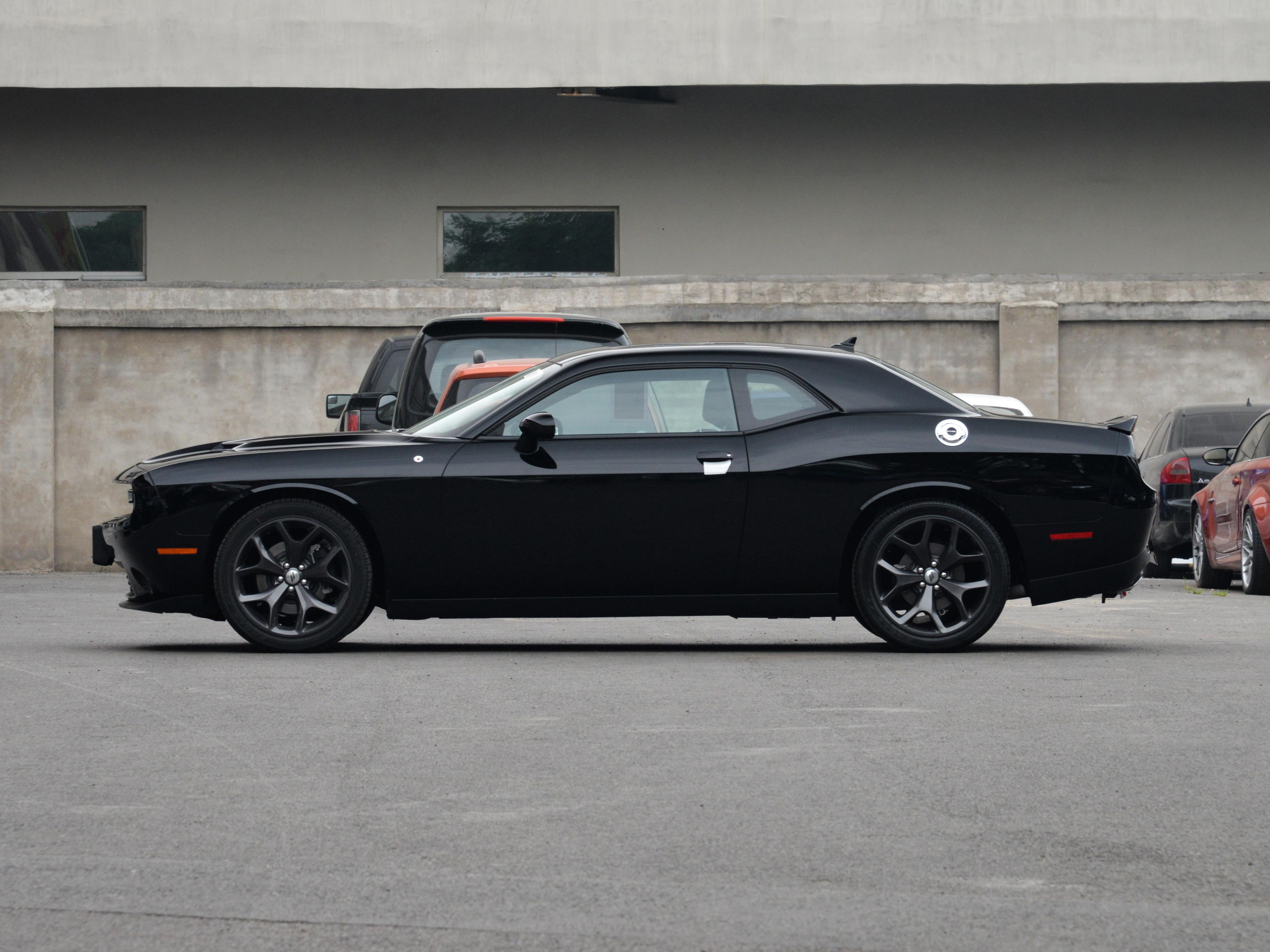 性价比进口suv道奇挑战者,大排量v6进口自吸