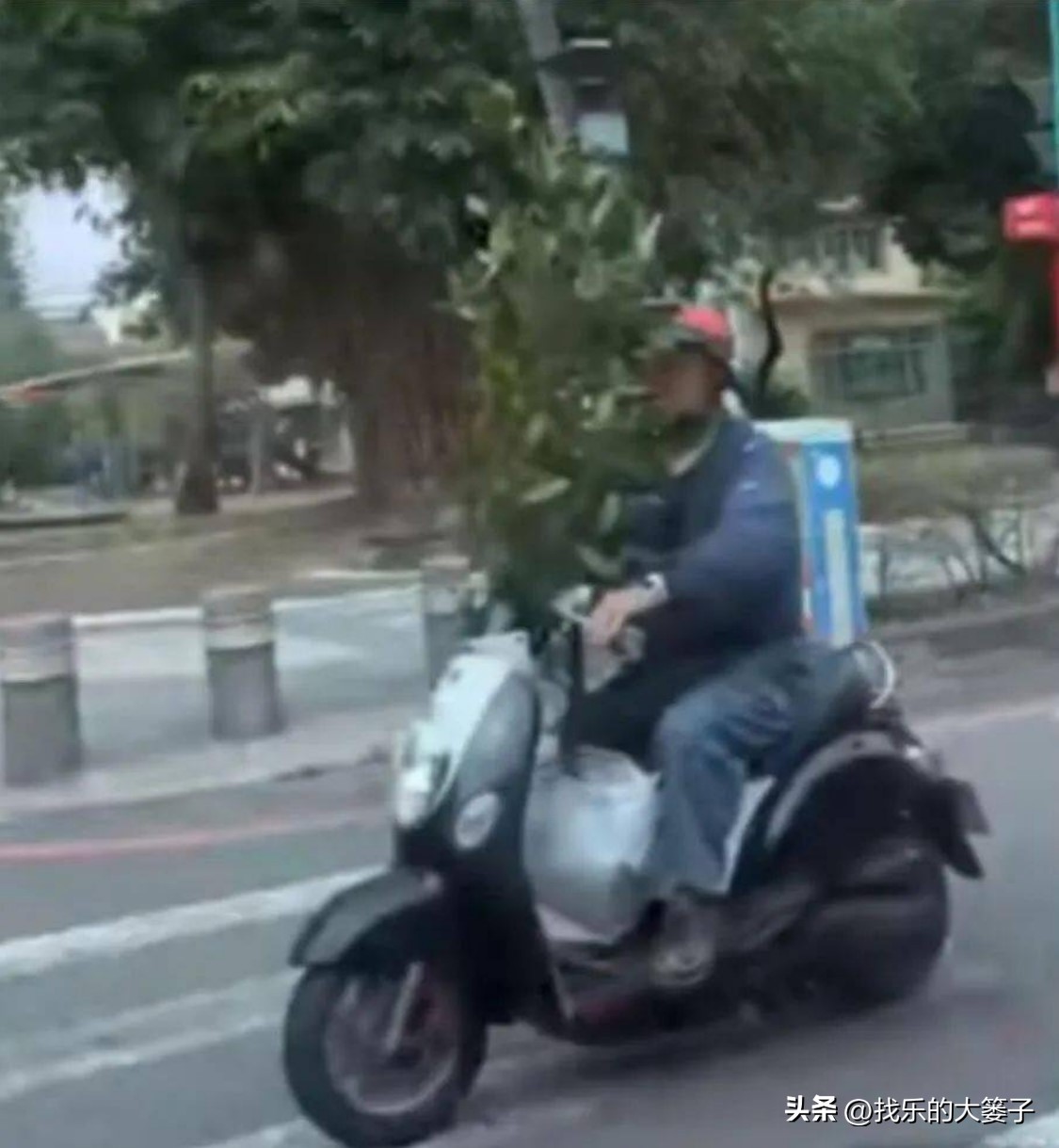 秀逗神图:你倒是喝啊,不喝我看不起你!不仅热血而且还很省油呢