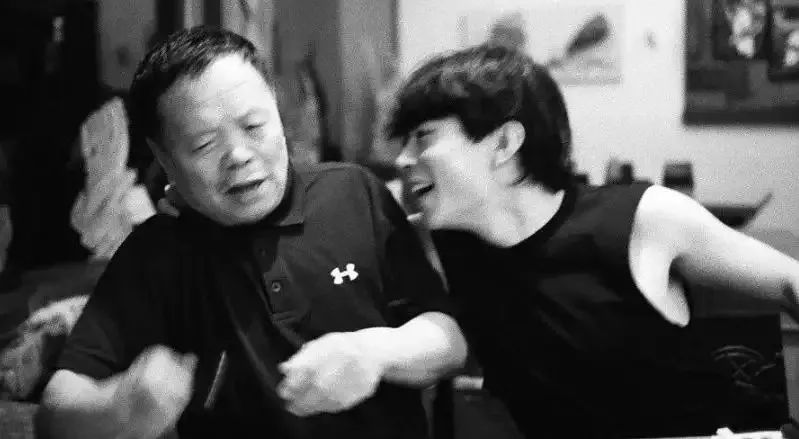 赵雷：我有些烦了