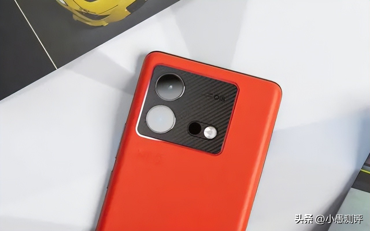 现在买手机1300左右的哪款最划算,2022年买手机可以考虑这4款