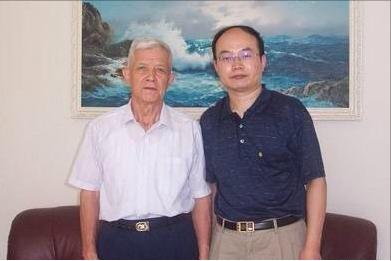 欲购新式战机，苏联用比拼喝酒刁难中方，林虎将军：把苏联人喝翻