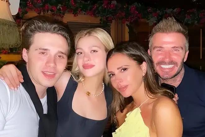 贝克汉姆排队13小时吊唁英女王,贝克汉姆纪念仪式