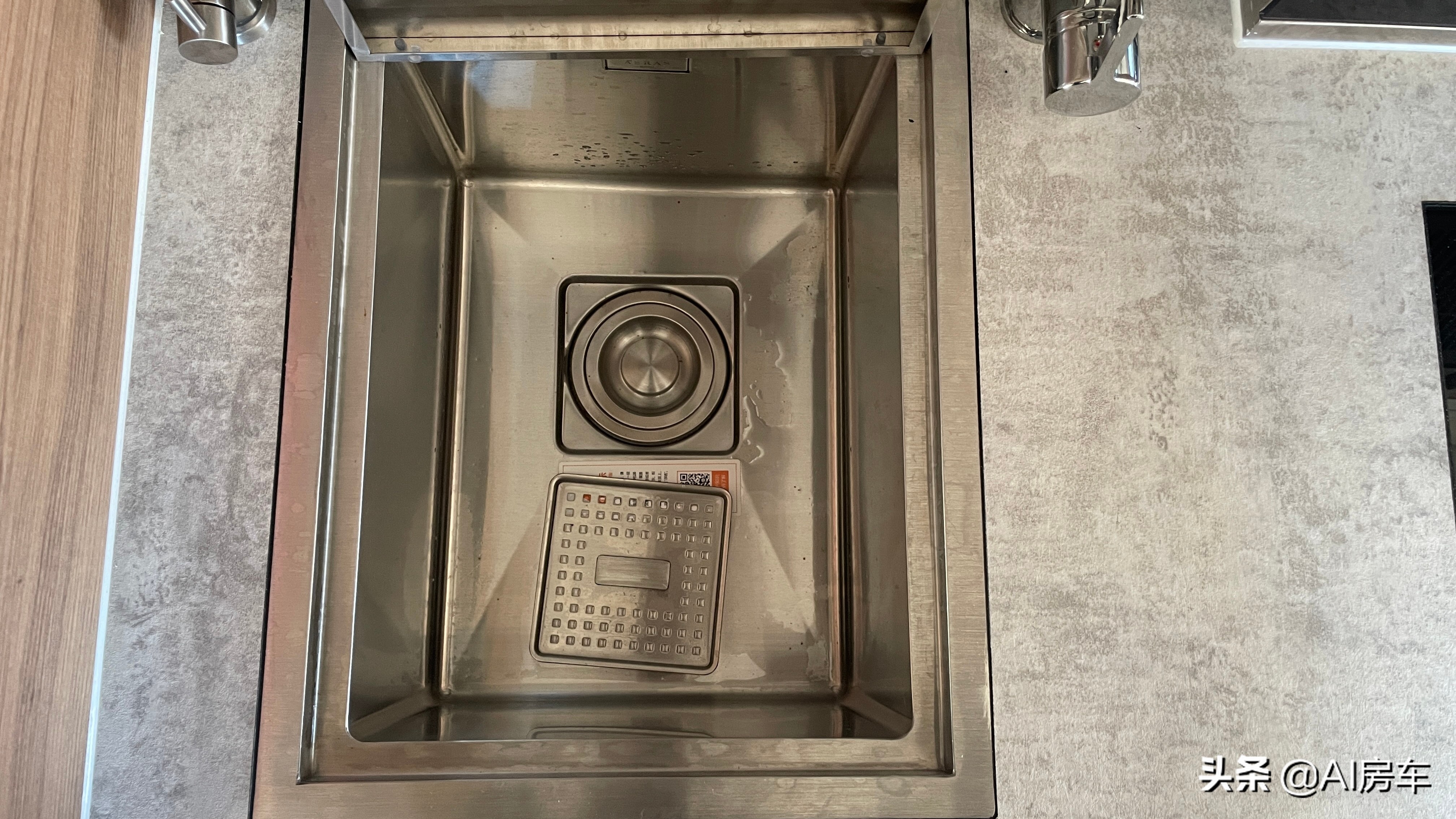 五十铃轻卡四驱房车视频及价格,五十铃四驱轻卡房车测评