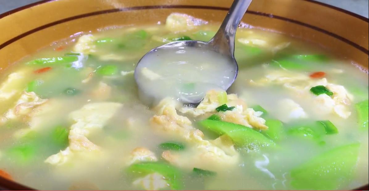 天气干燥吃什么菜滋润降火,上火吃什么菜降火冬季