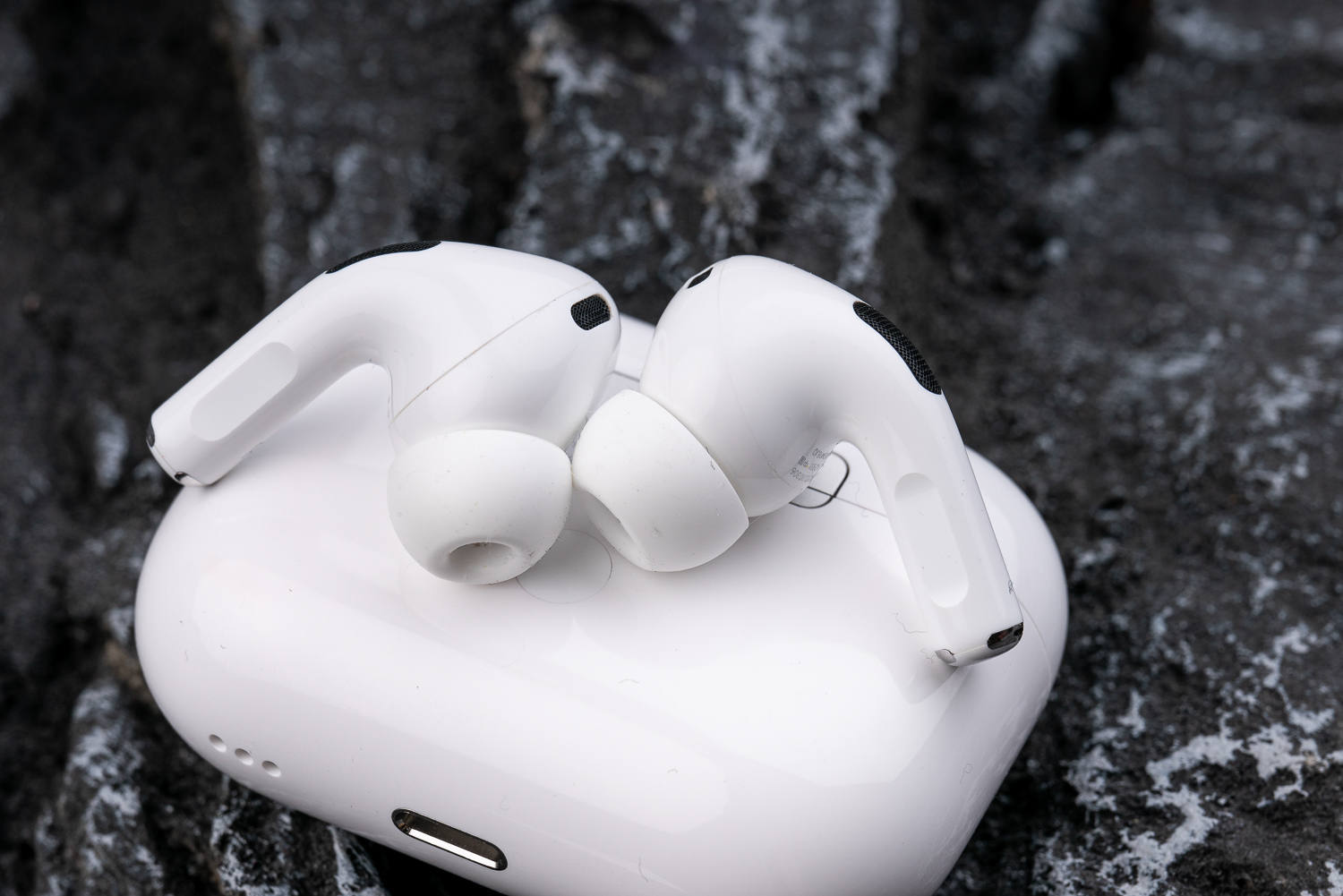 bose三代和airpodspro2代对比,boseqc3和airpodspro2降噪哪个好