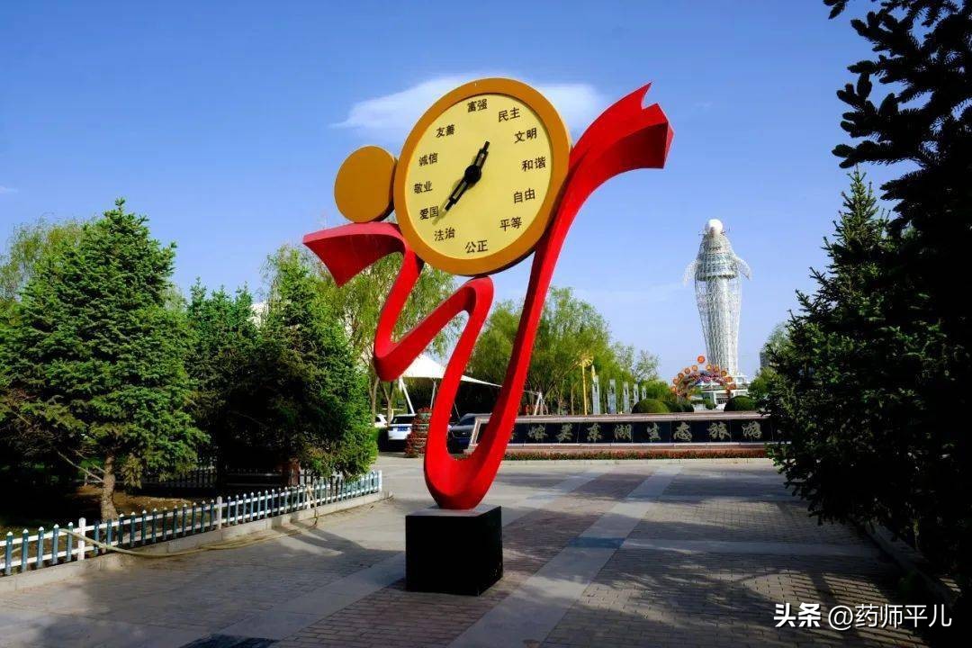 最美嘉峪关城市雕塑都在这里,嘉峪关景区拍照互动性雕塑