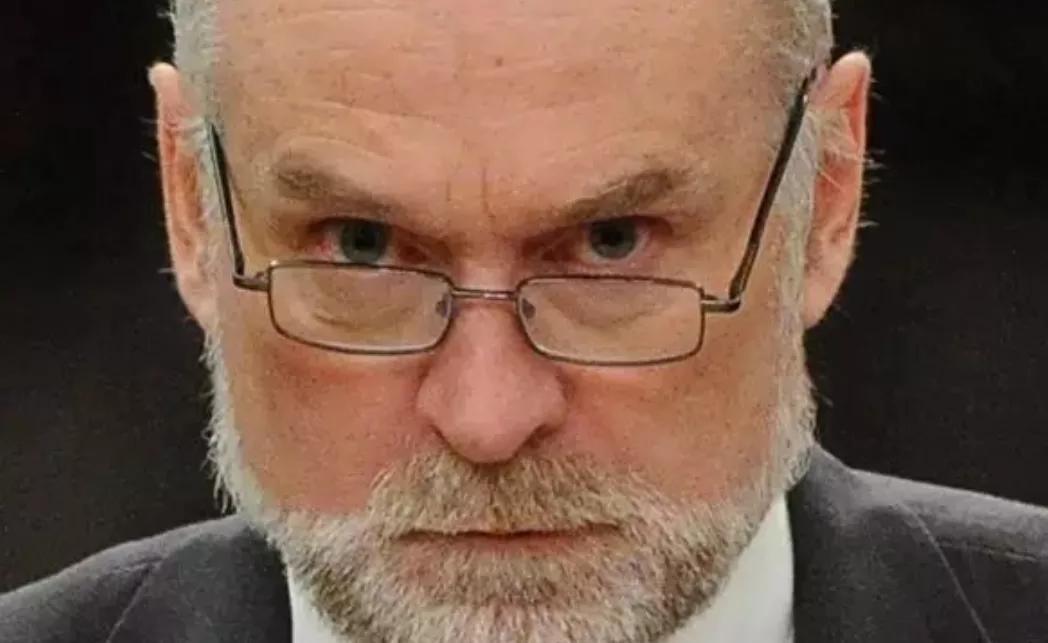 加拿大小伙TFSA免税储蓄账户1万变130万被CRA追税说好的免税呢?