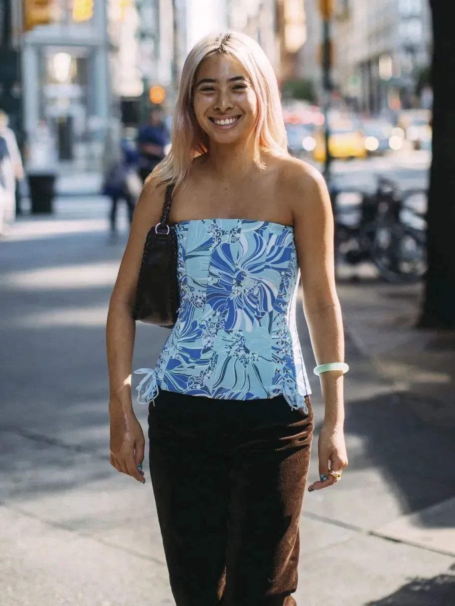 让我们从“茜茜公主”开始，聊聊内衣这件事儿