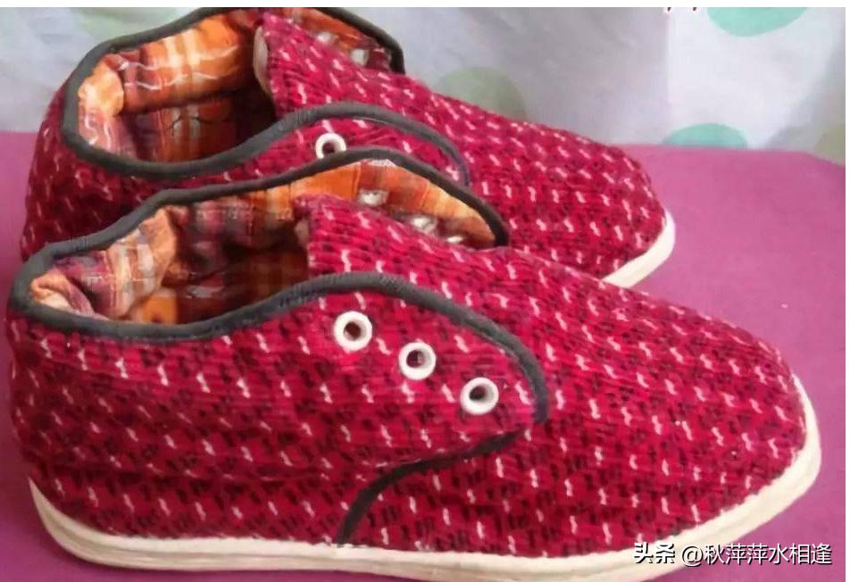 小红皮鞋推荐,小红皮鞋儿童