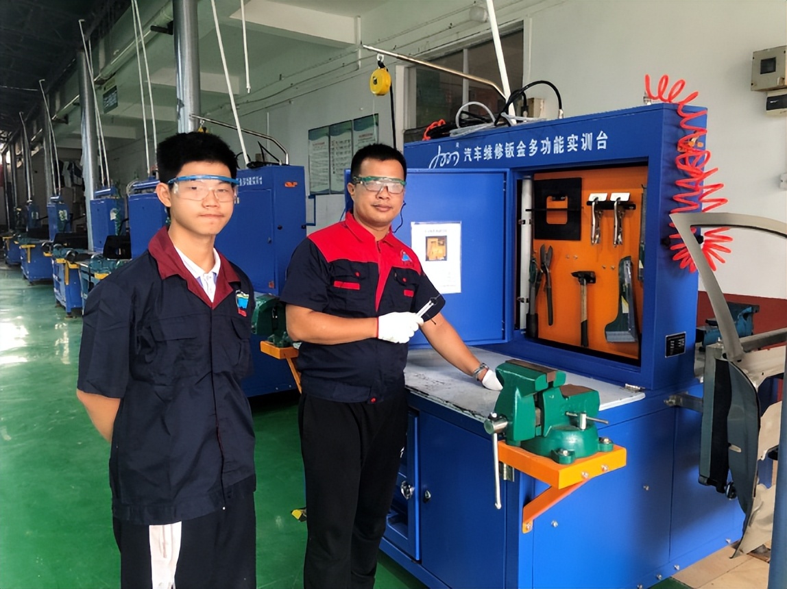 追逐汽车强国梦|深圳宝山技校交通学院欢迎您