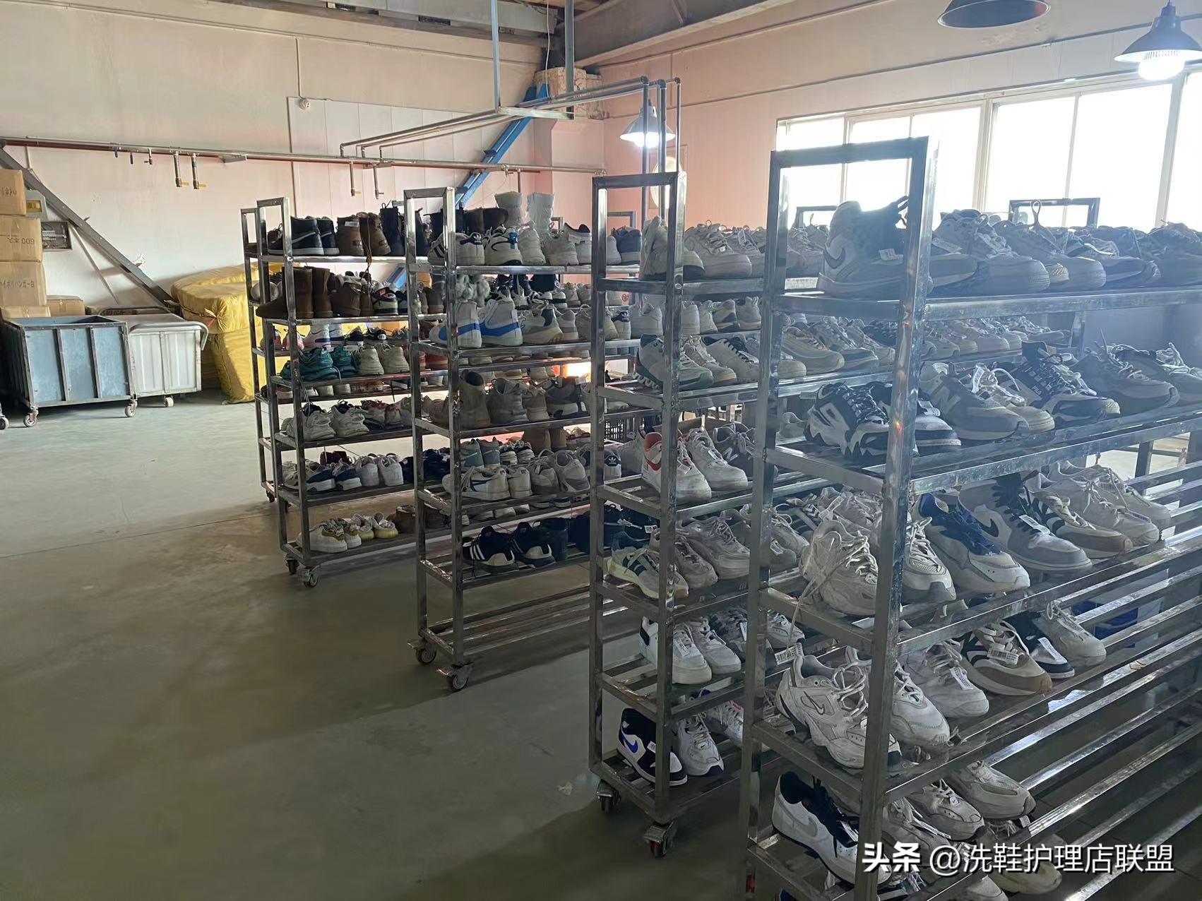 开家洗鞋馆刚开始怎么经营,洗鞋店加盟看法和建议