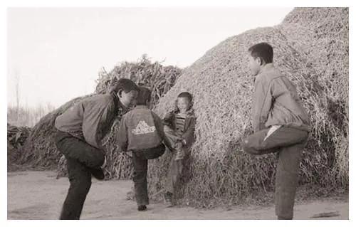 70年代童年回忆玩什么,有谁记得70后童年玩过的东西
