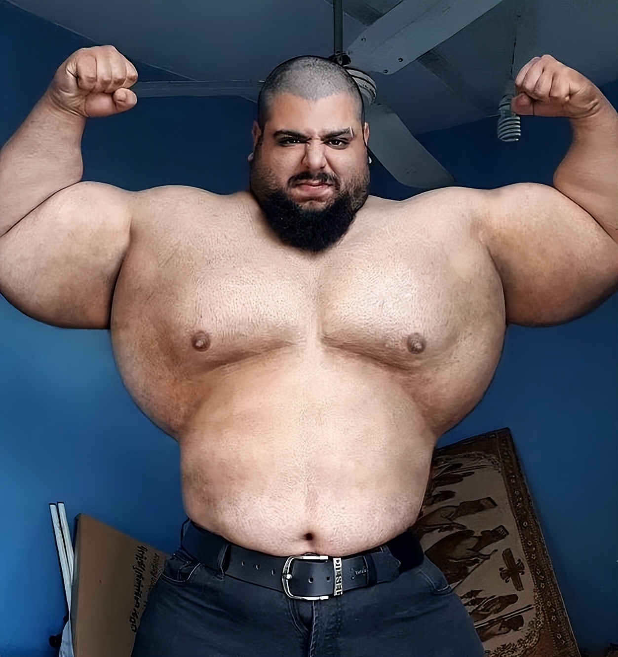 伊朗绿巨人真实视频,伊朗绿巨人大力士