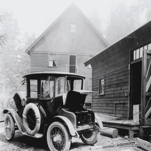 日军日记：*安妇慰**不服从管教，我很愤怒，用*刀刺**插入她的*体下**