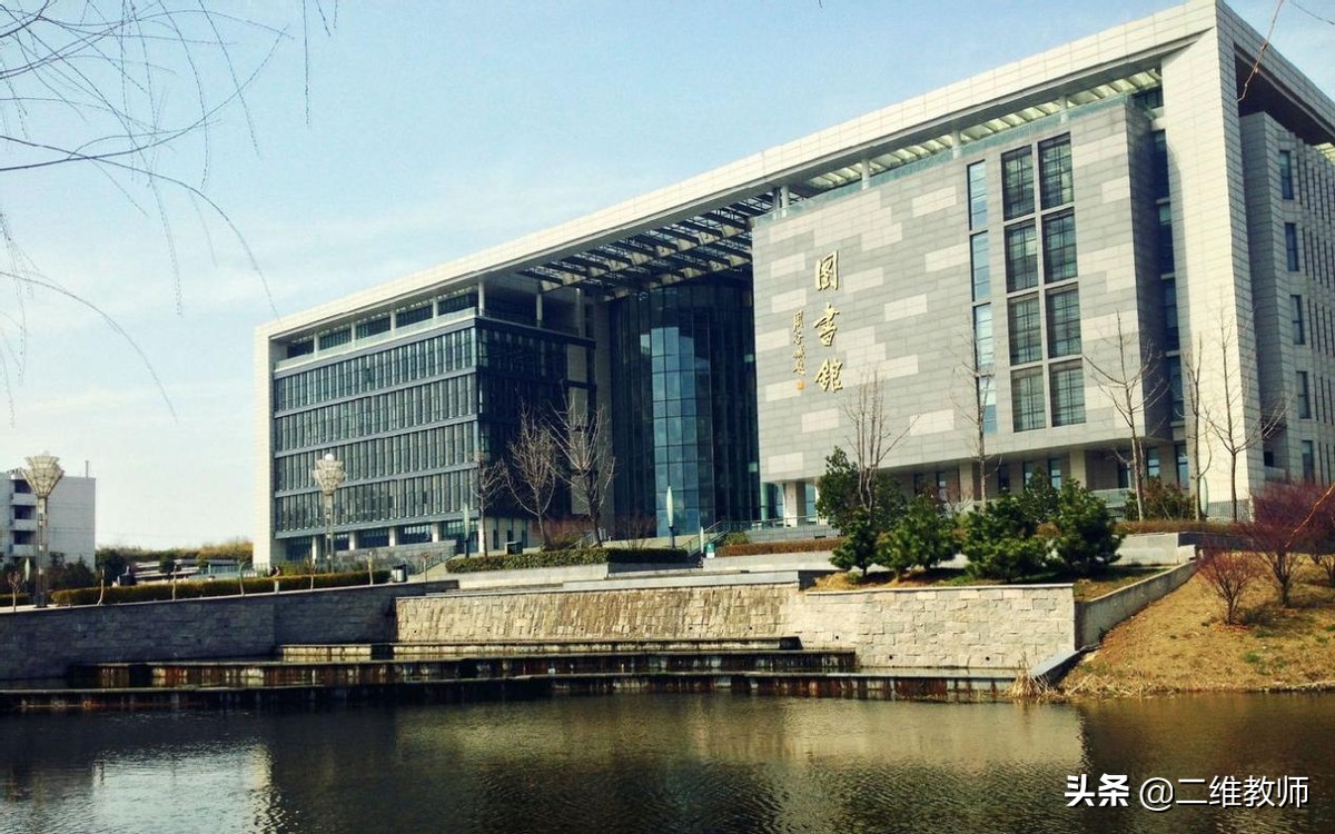 江苏大学pk北方工业大学,江苏大学和扬州大学哪个好考研呢