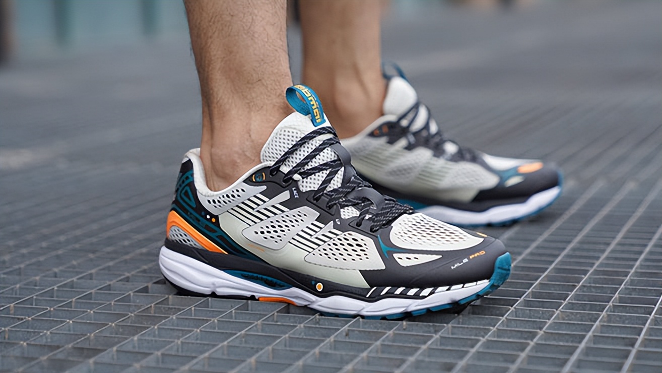 体重75kg的碳板跑鞋,体重85kg跑步5公里消耗多少热量