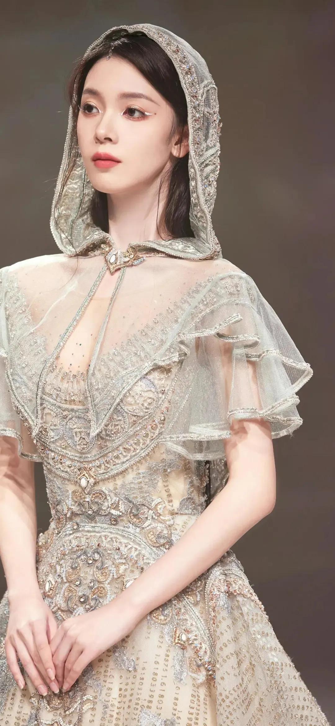 文字潮壁纸高清4k蓝红,暴力熊4k超清壁纸潮