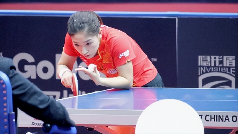 发球跺脚怎么练,刘诗雯大角度快攻