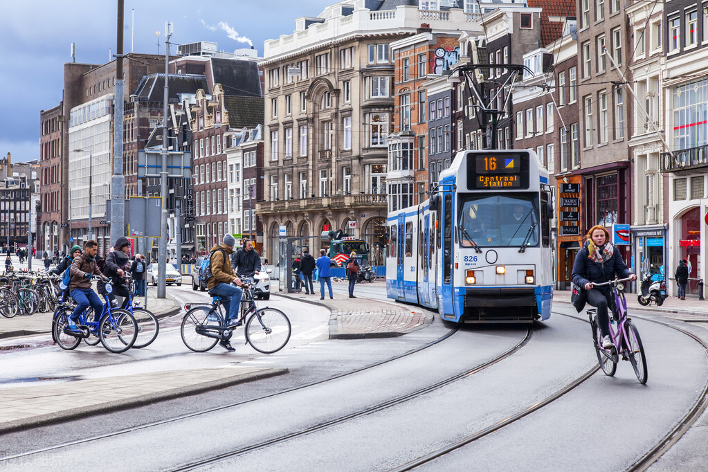 船到荷兰，同事草率行为遭到1000欧元罚款，船员真实体验不一样