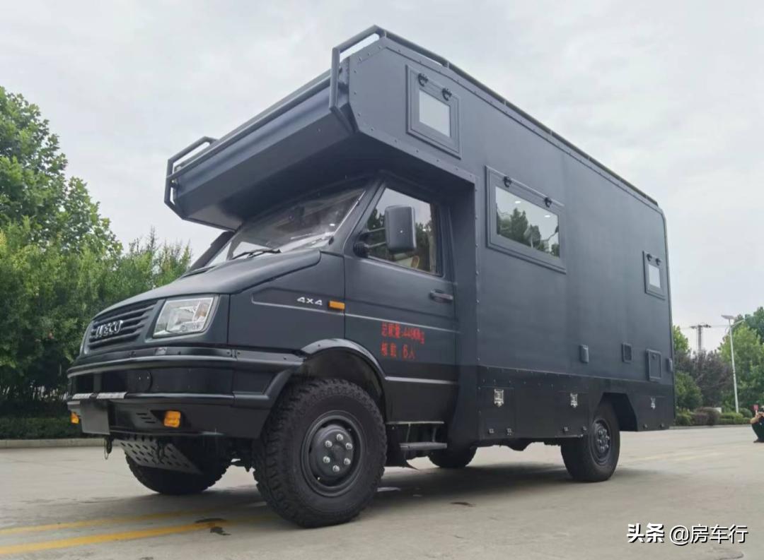 最强依维柯四驱越野房车,军用依维柯作战车