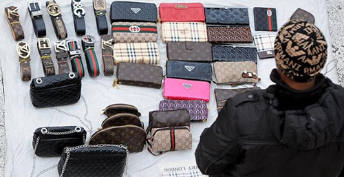 市场为什么假货层出不穷,基本全是假货大家为何会相继抢购