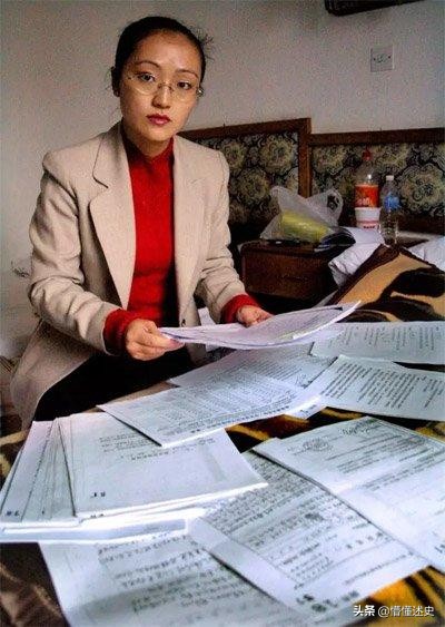 90年代中国首富:入狱18年妻离子散,小28岁小姨子为他不离不弃