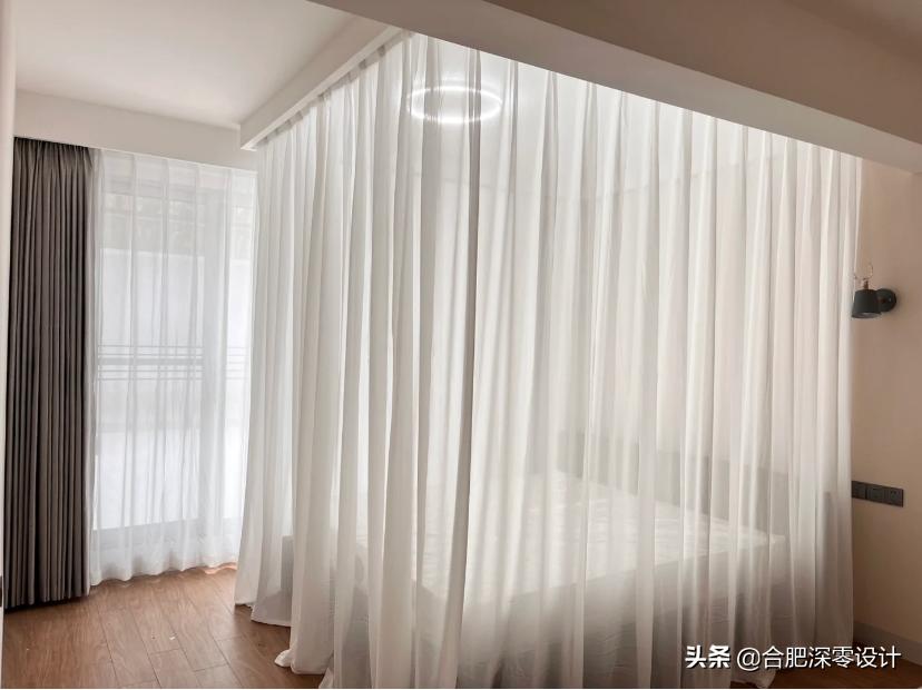 再次翻红的老式蚊帐，跟丑不沾边，顶部借轨道装到顶，颜值翻了倍