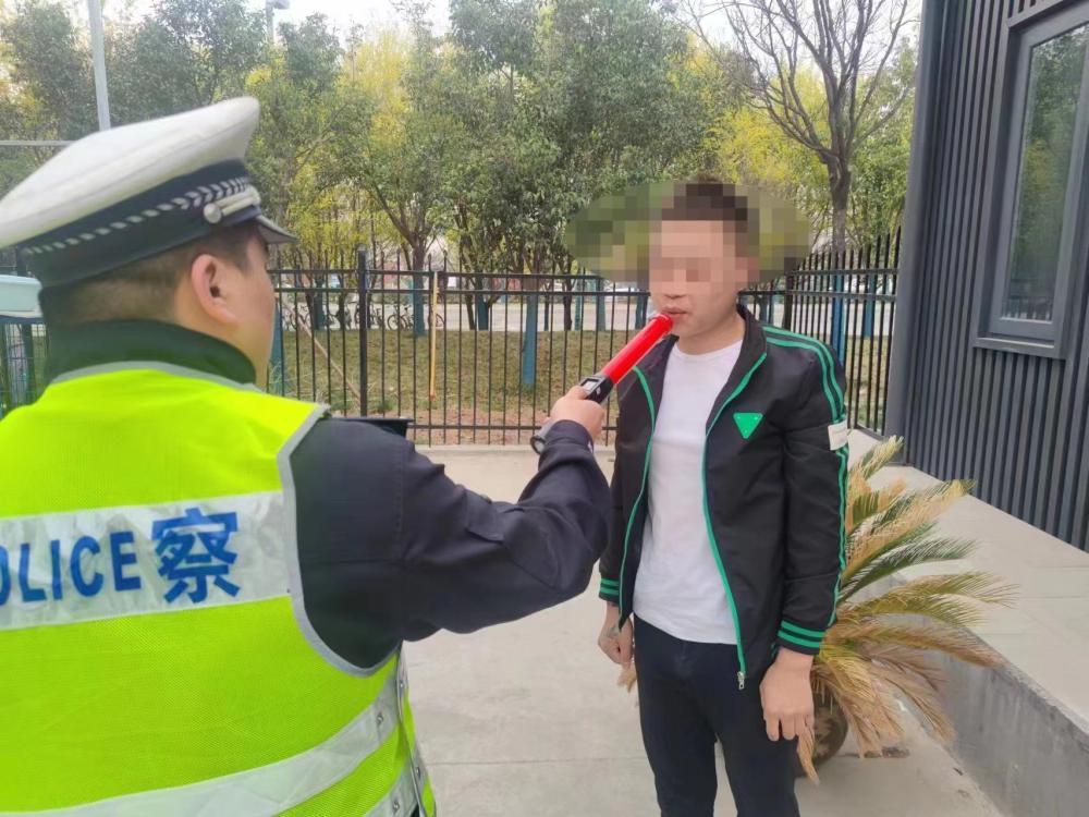 租野马出车祸,租赁野马出车祸