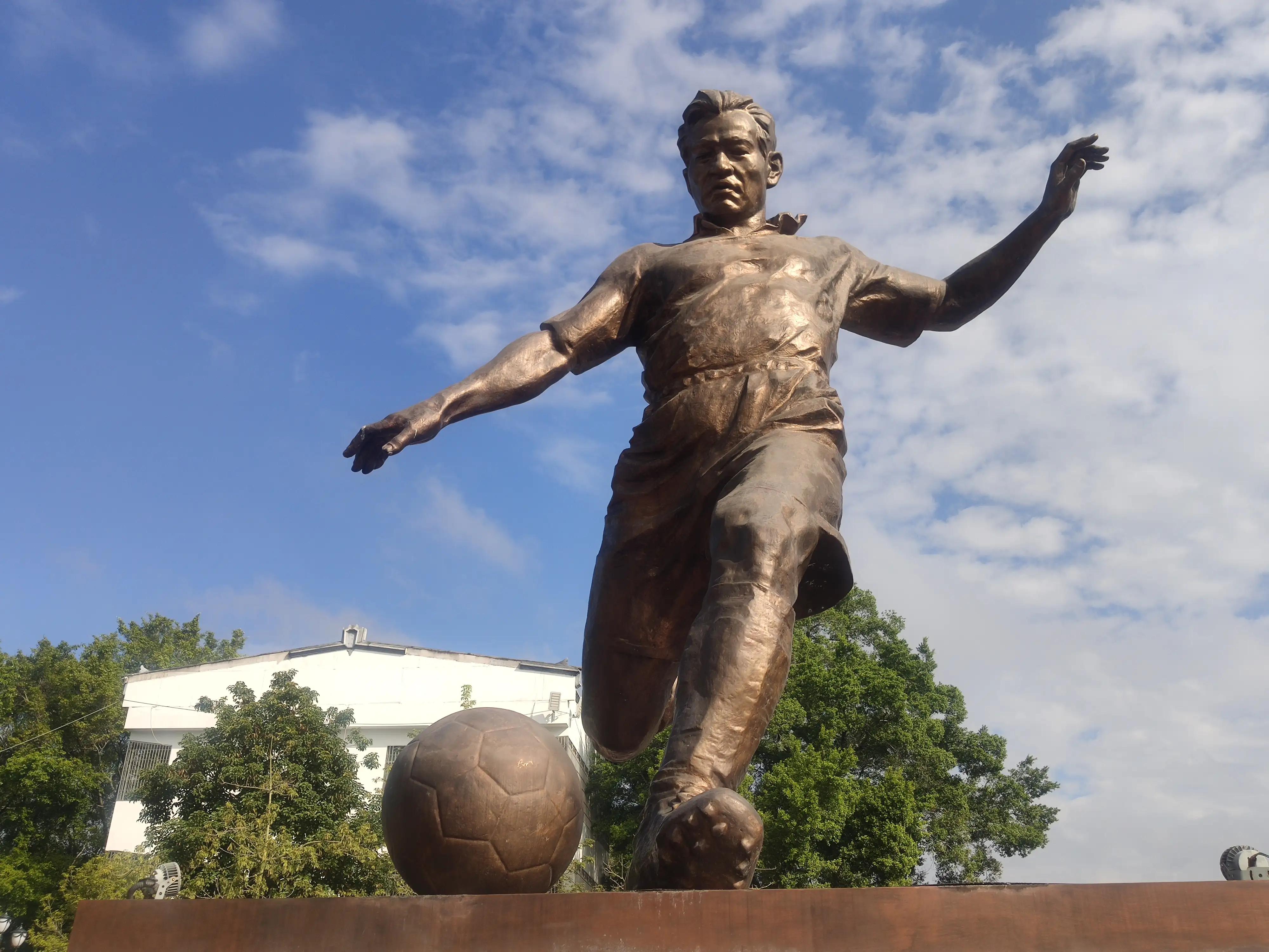 李惠堂中国梅州足球明星,梅州足球之王李惠堂