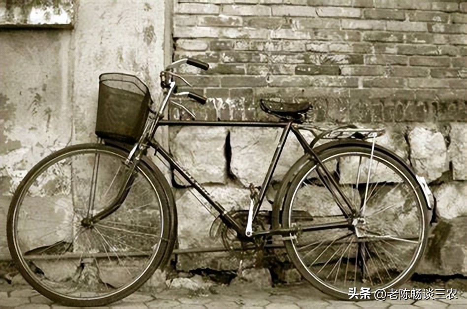 70年代150元一辆“凤凰牌”自行车，放当年以及现代意味着什么？