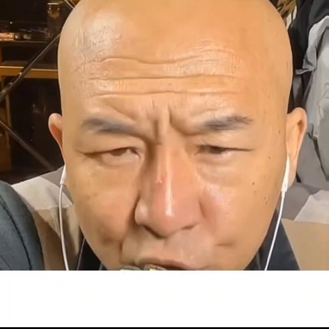 俄乌战争真实视频抖音平台,俄乌战争自媒体直播