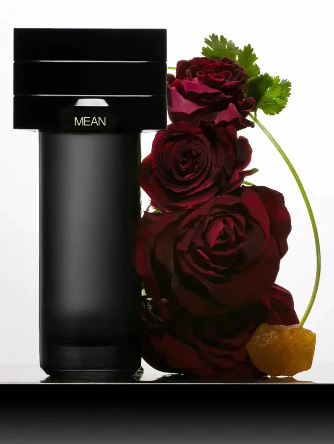 特写|“蔬菜香”为何在高端香水界大行其道?