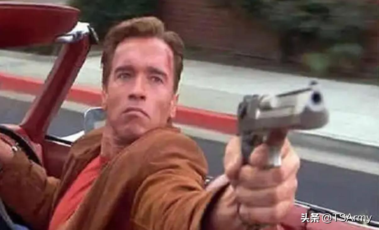 容弹量最大的沙漠之鹰手枪,大威力顶级手枪沙漠之鹰